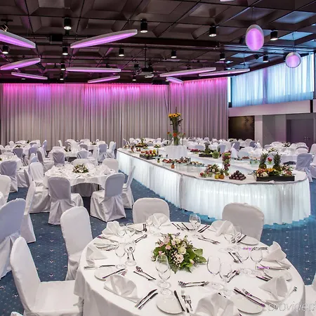 Hotel Crowne Plaza By Ihg Zurich