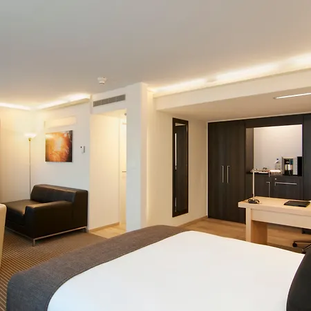 Crowne Plaza Zürich, An Ihg 4* Zurych