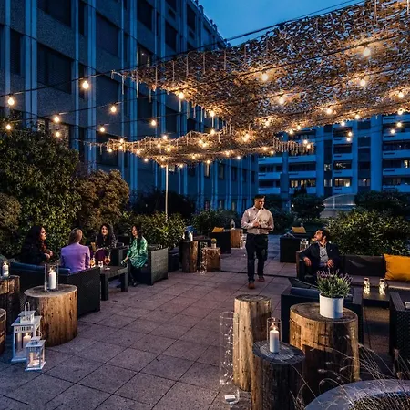 Crowne Plaza By Ihg Hotel 4*