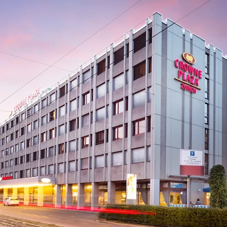Hotel Crowne Plaza By Ihg 4*