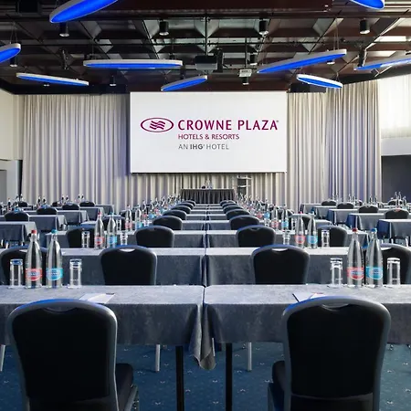 Crowne Plaza Zürich, An Ihg 4* Zurych