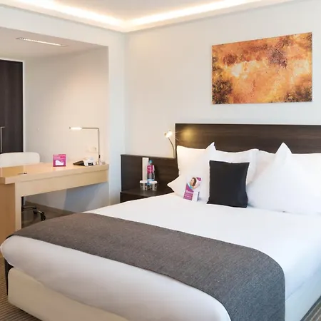 Hotel Crowne Plaza Zürich, An Ihg