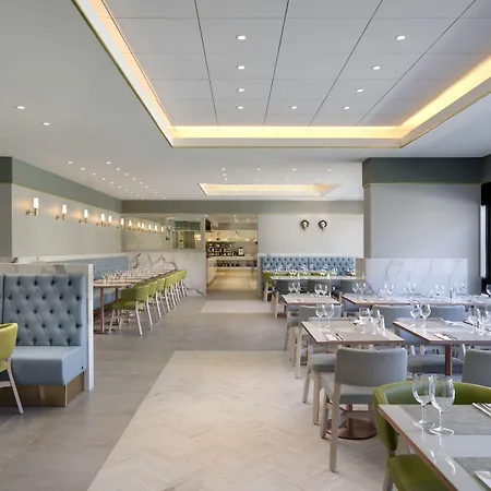 Hotel Crowne Plaza By Ihg 4*
