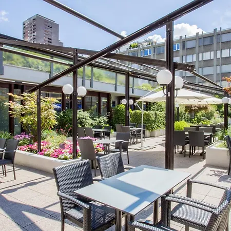 Crowne Plaza By Ihg Hotel 4*