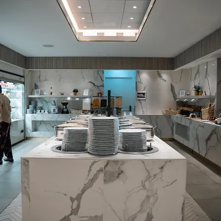 Crowne Plaza Zürich, An Ihg Hotel 4*