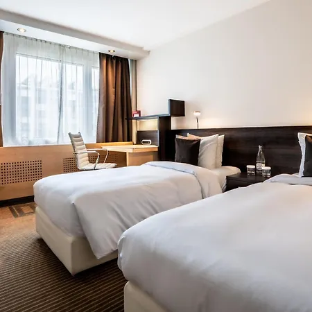 Hotel Crowne Plaza By Ihg 4*
