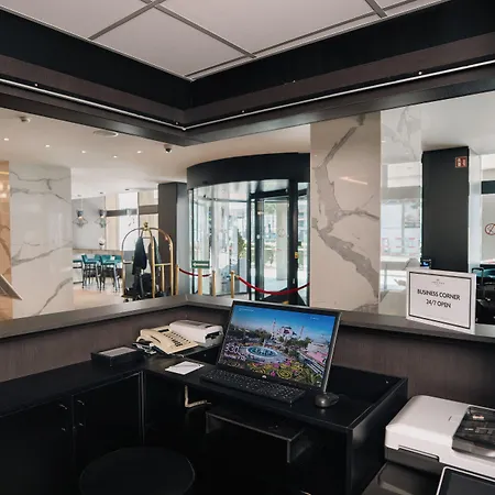 Crowne Plaza Zürich, An Ihg 4*