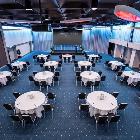 Hotel Crowne Plaza Zürich, An Ihg