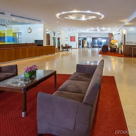 Crowne Plaza Zürich, An Ihg