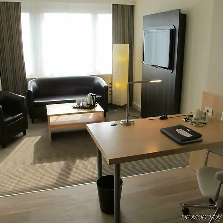 Hotel Crowne Plaza Zürich, An Ihg