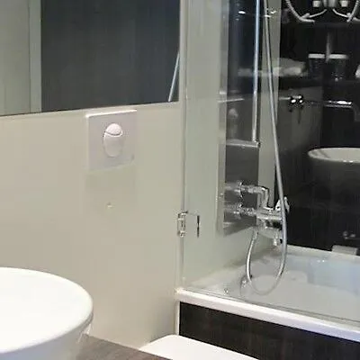 Crowne Plaza Zürich, An Ihg 4*