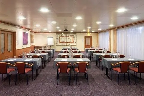 Отель Crowne Plaza By Ihg