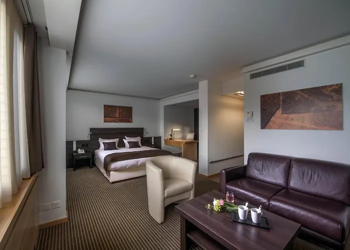 Crowne Plaza Zürich, An Ihg Hotel 4*