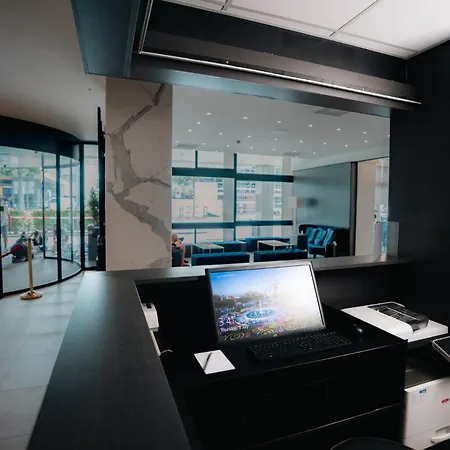 Hotel Crowne Plaza Zürich, An Ihg 4*