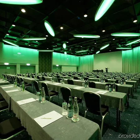 Crowne Plaza By Ihg Hotel