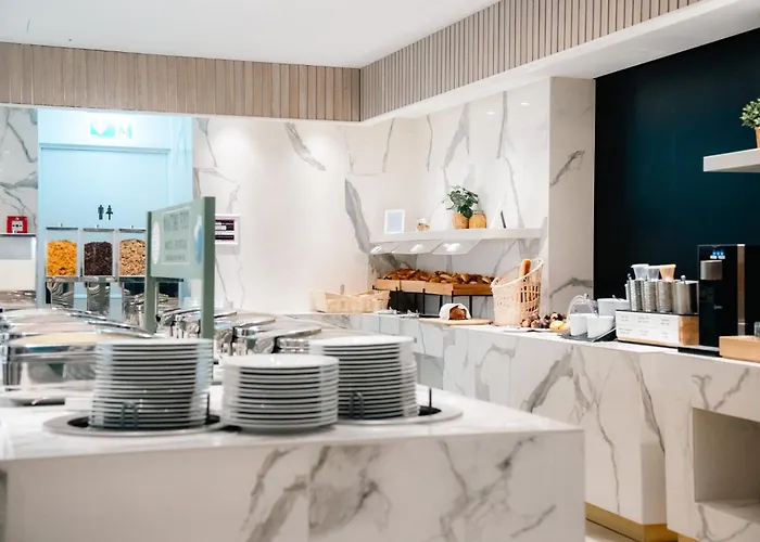 Crowne Plaza By Ihg 4*